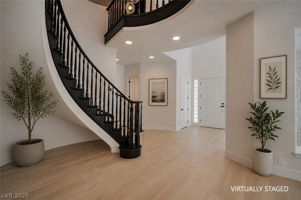 8244 Horseshoe Bend, Las Vegas, NV 89113