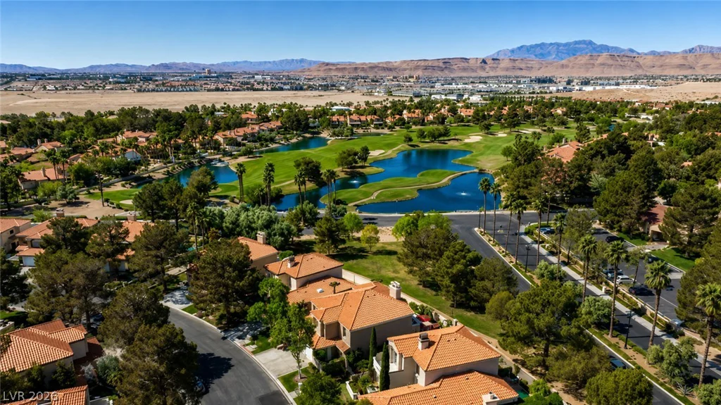 8244 Horseshoe Bend, Las Vegas, NV 89113