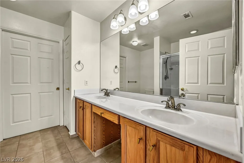 407 Red Canvas, Las Vegas, NV 89144