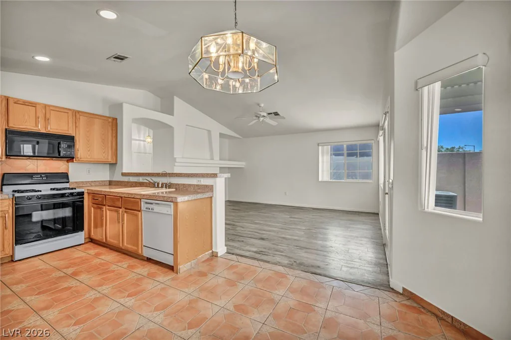 407 Red Canvas, Las Vegas, NV 89144