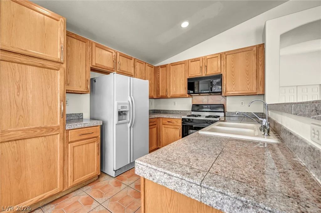 407 Red Canvas, Las Vegas, NV 89144