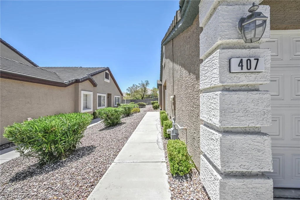 407 Red Canvas, Las Vegas, NV 89144