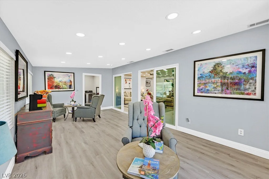 120 Chartan, Las Vegas, NV 89183