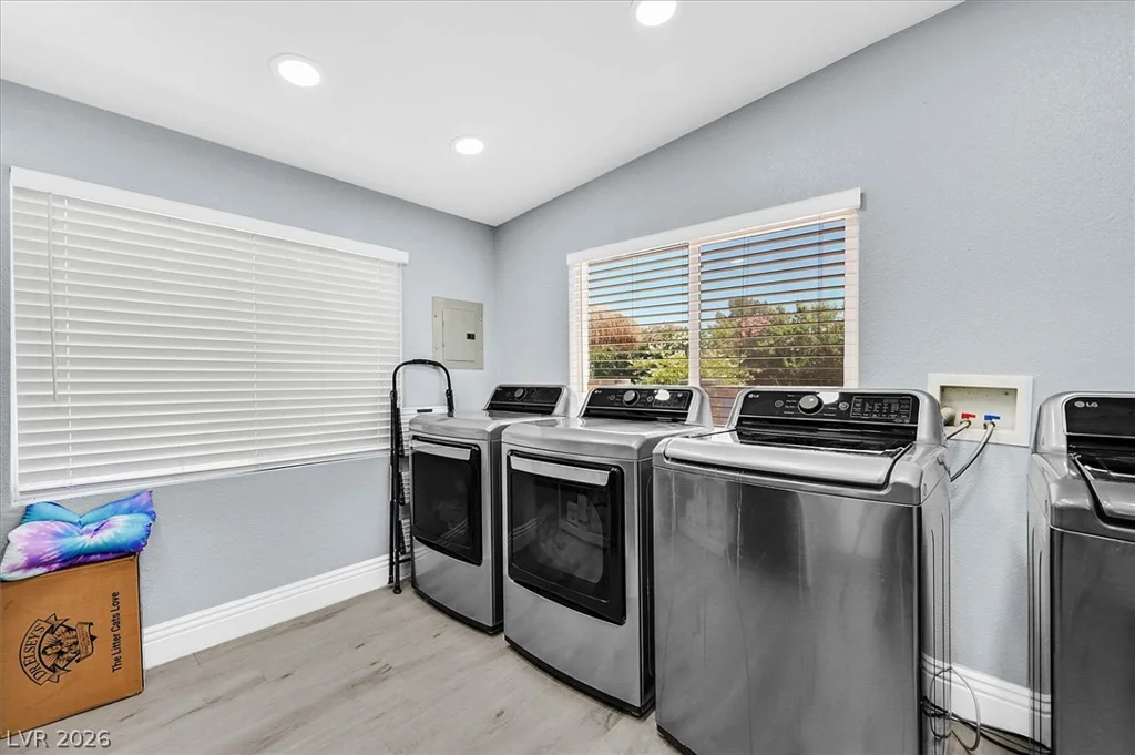120 Chartan, Las Vegas, NV 89183