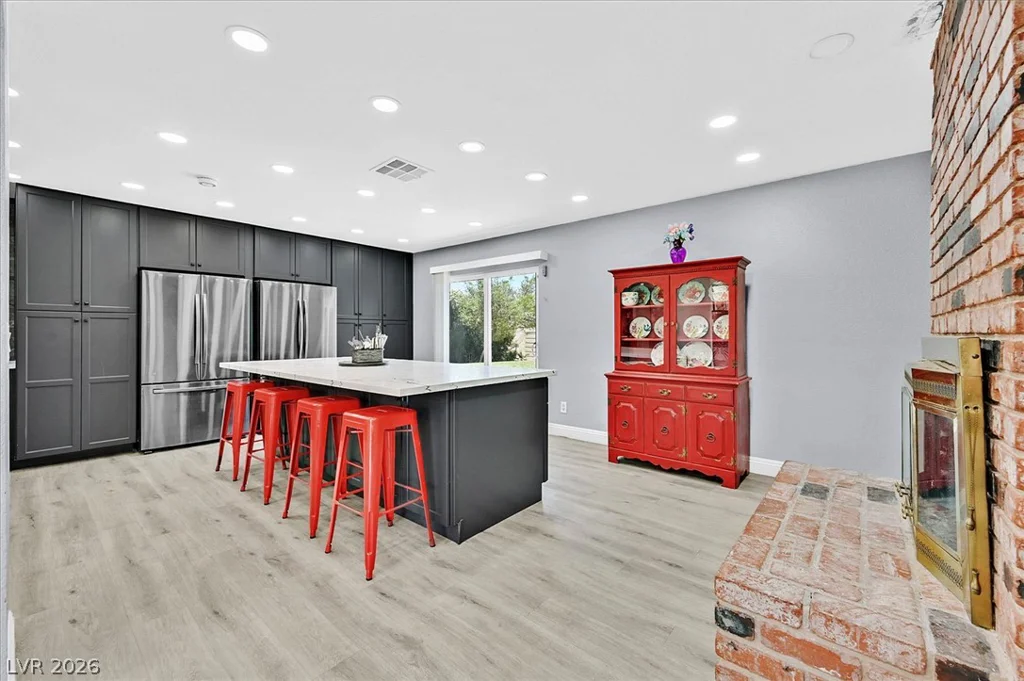 120 Chartan, Las Vegas, NV 89183