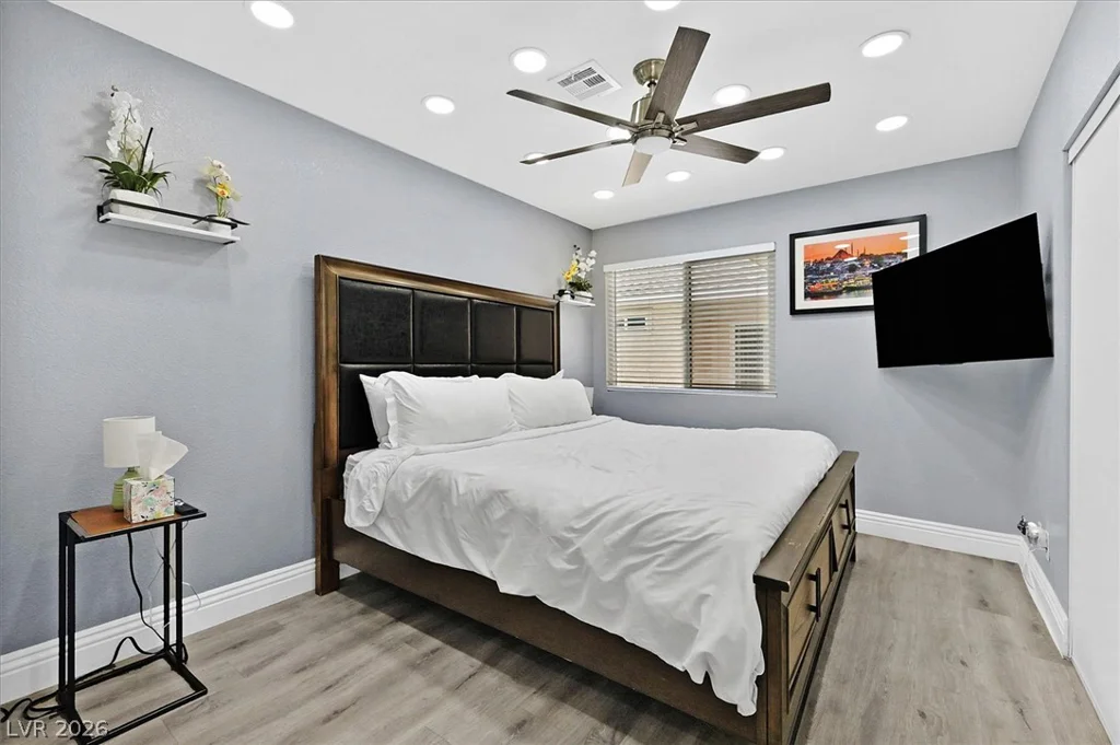 120 Chartan, Las Vegas, NV 89183