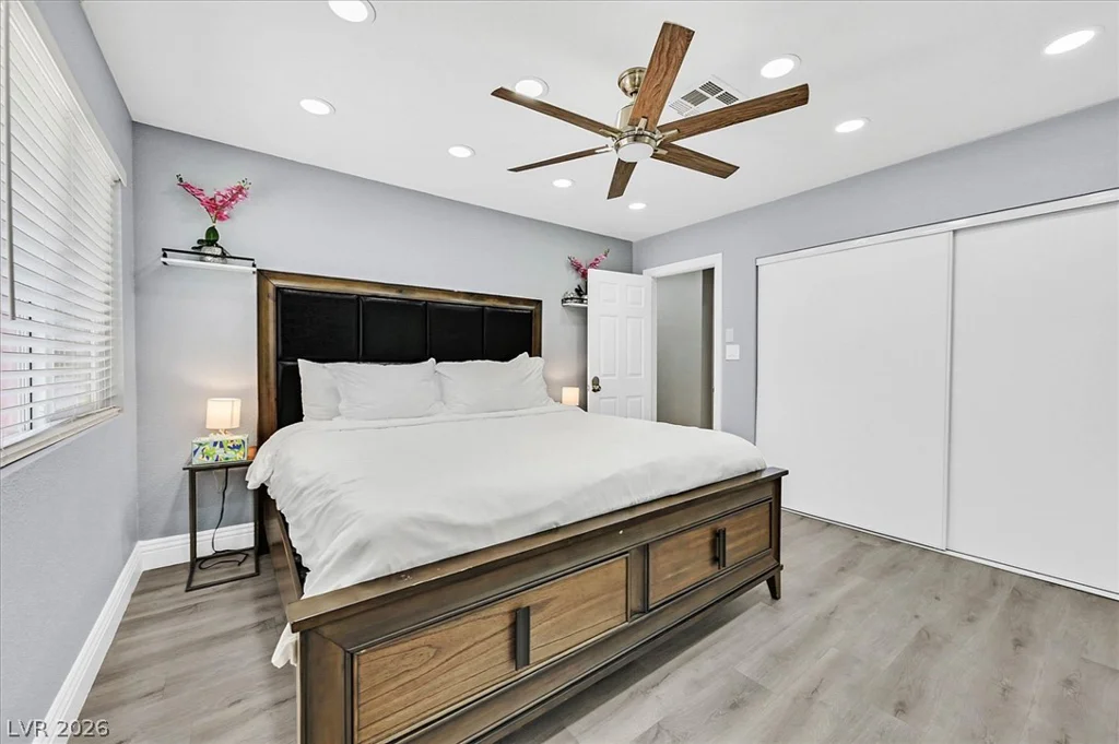 120 Chartan, Las Vegas, NV 89183