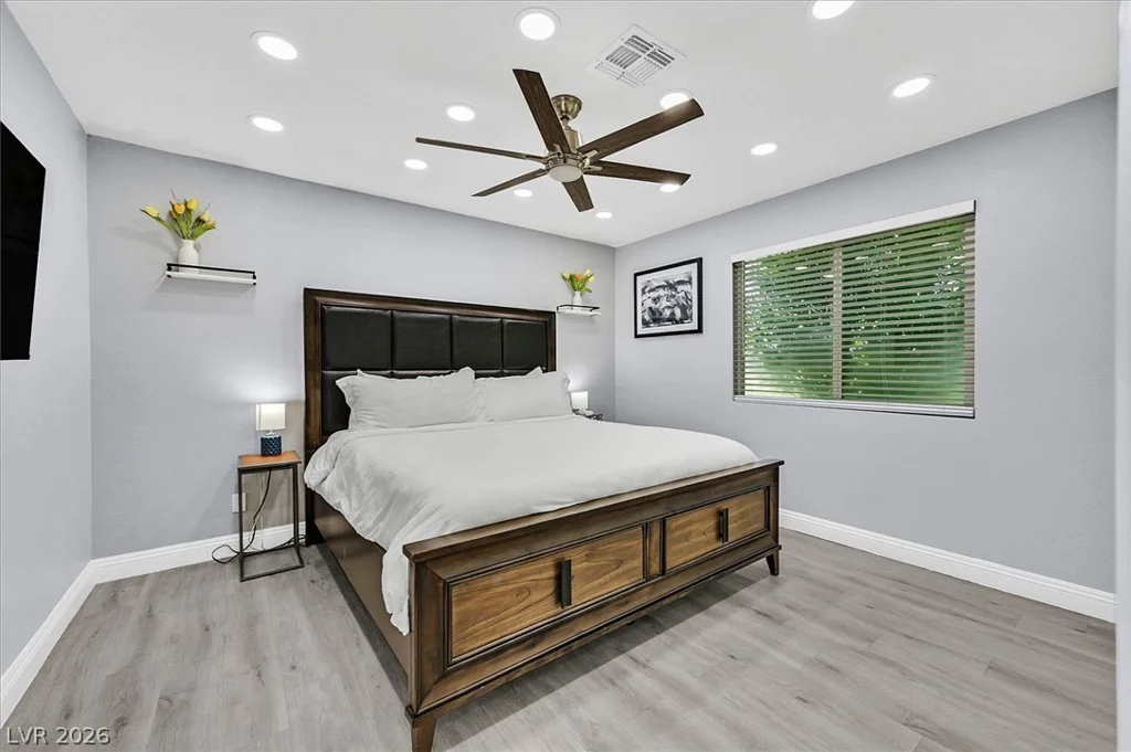 120 Chartan, Las Vegas, NV 89183