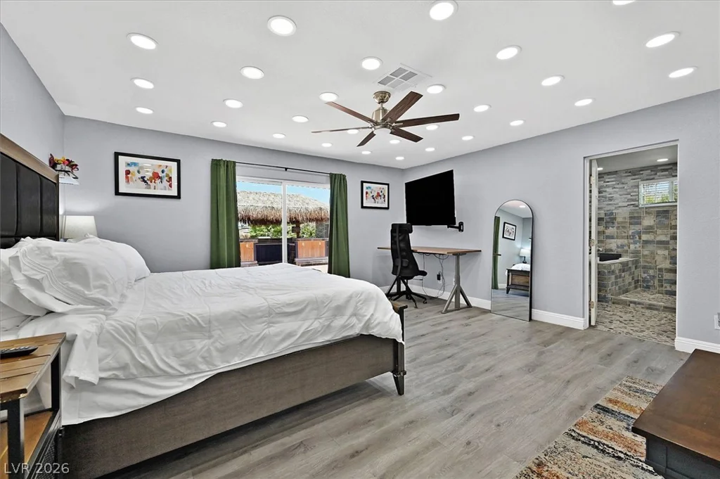120 Chartan, Las Vegas, NV 89183