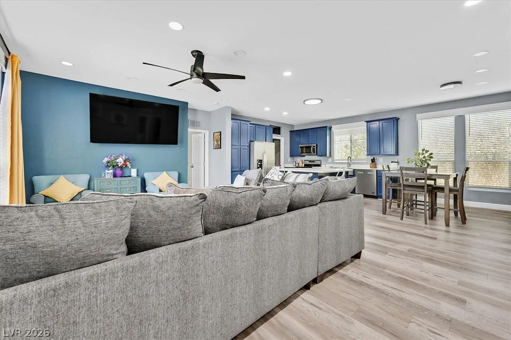 120 Chartan, Las Vegas, NV 89183
