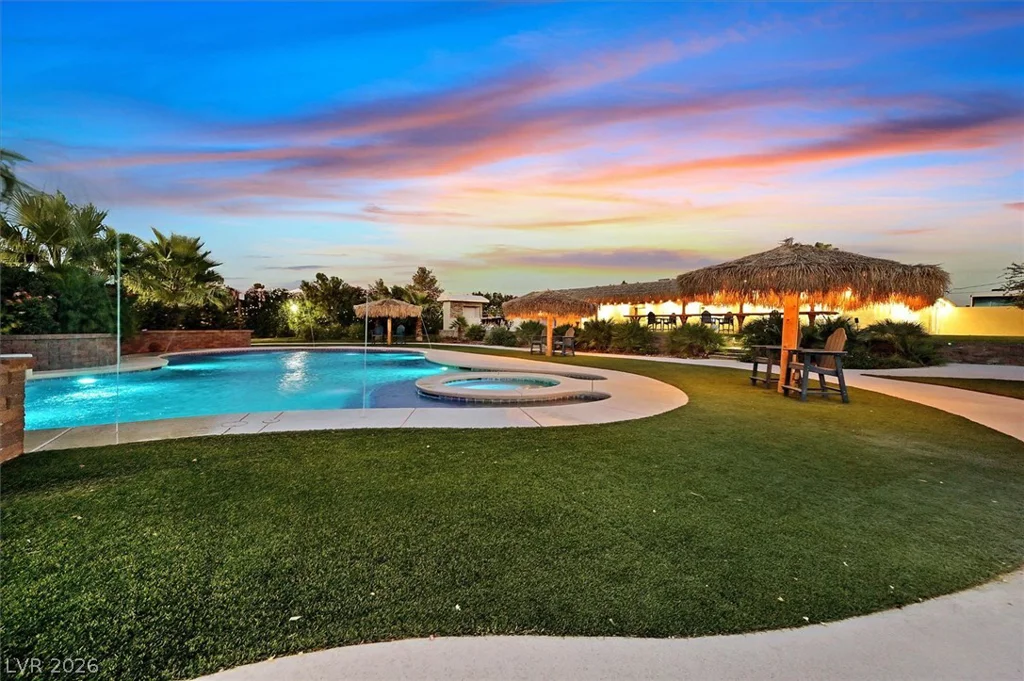120 Chartan, Las Vegas, NV 89183