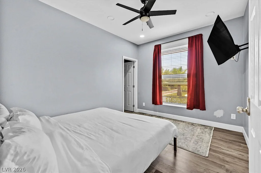 120 Chartan, Las Vegas, NV 89183