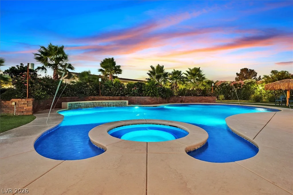 120 Chartan, Las Vegas, NV 89183