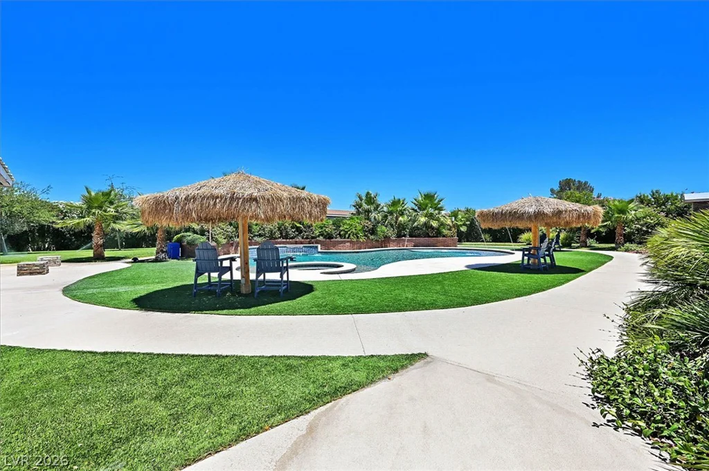 120 Chartan, Las Vegas, NV 89183
