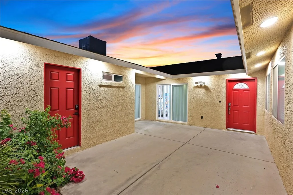 120 Chartan, Las Vegas, NV 89183