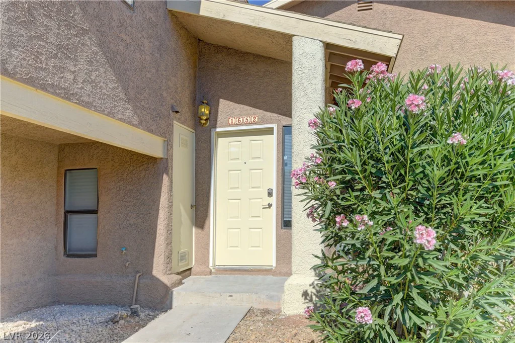 1652 Marathon, Las Vegas, NV 89108