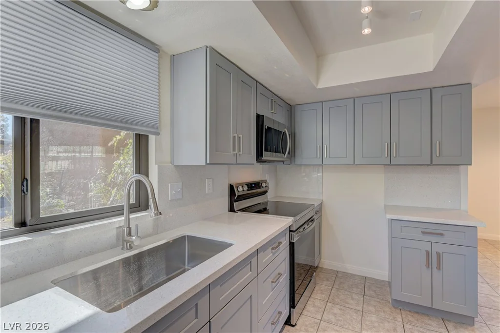 1652 Marathon, Las Vegas, NV 89108