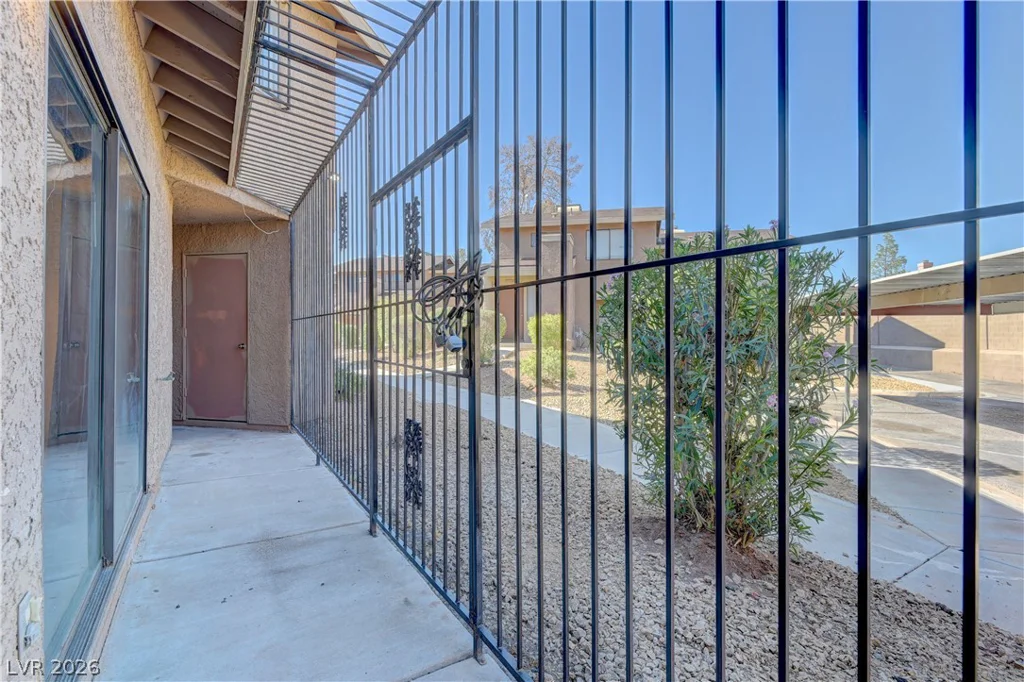 1652 Marathon, Las Vegas, NV 89108
