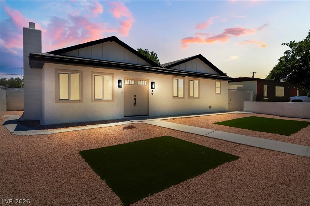 39 Lowery, Henderson, NV 89015