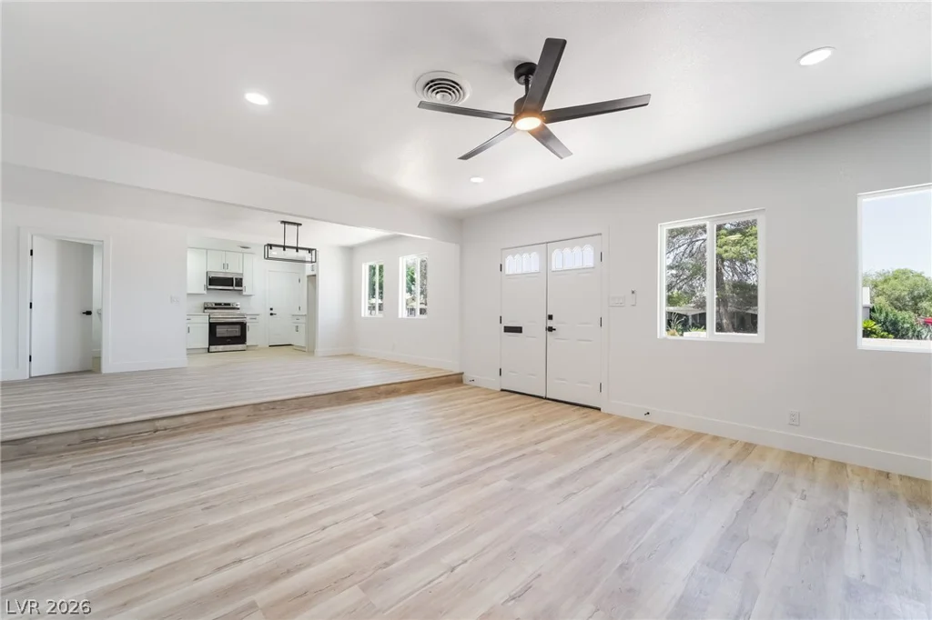 39 Lowery, Henderson, NV 89015