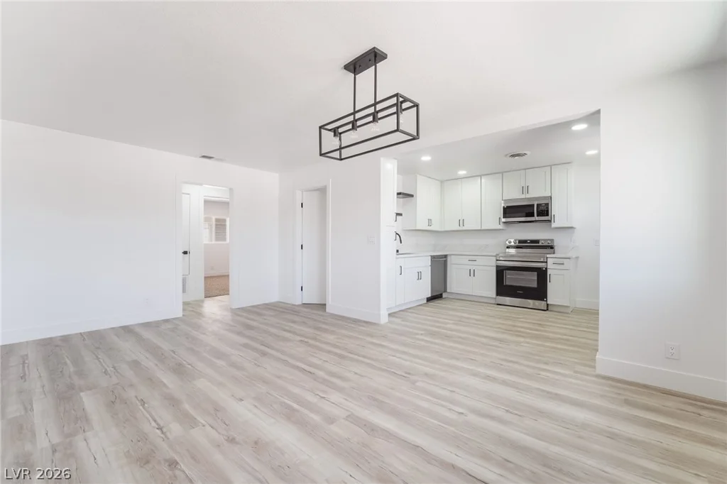 39 Lowery, Henderson, NV 89015