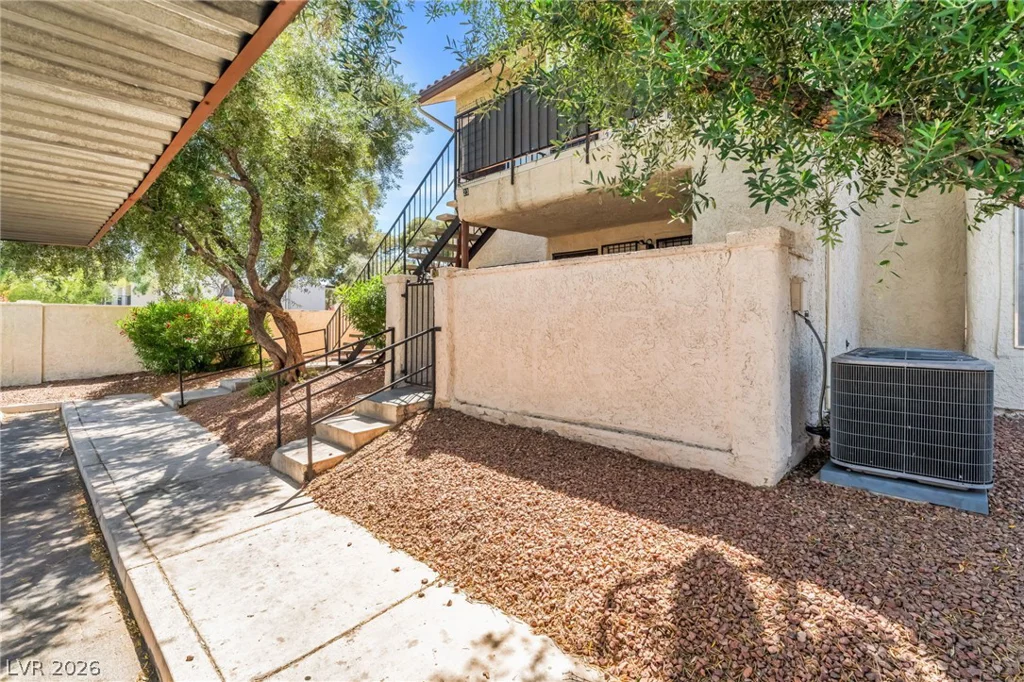 3683 Lucido, Las Vegas, NV 89103