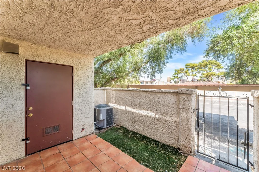 3683 Lucido, Las Vegas, NV 89103