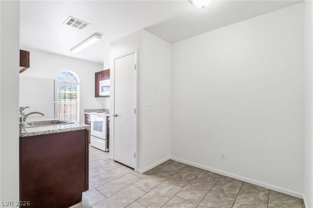 3683 Lucido, Las Vegas, NV 89103