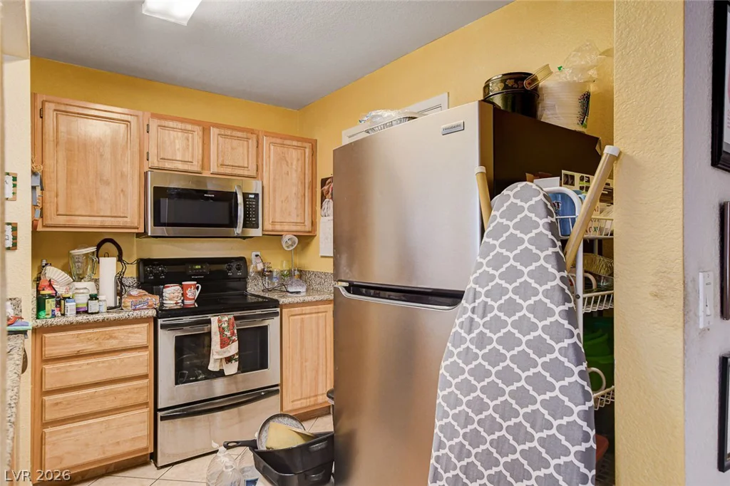 5055 Hacienda, Las Vegas, NV 89118