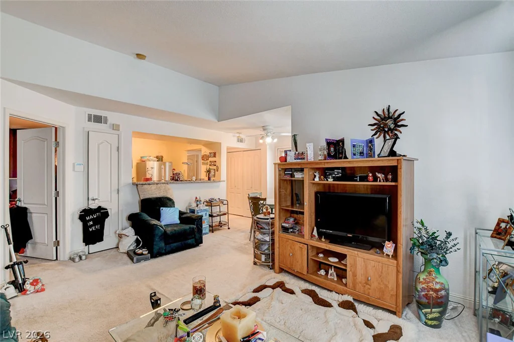 5055 Hacienda, Las Vegas, NV 89118