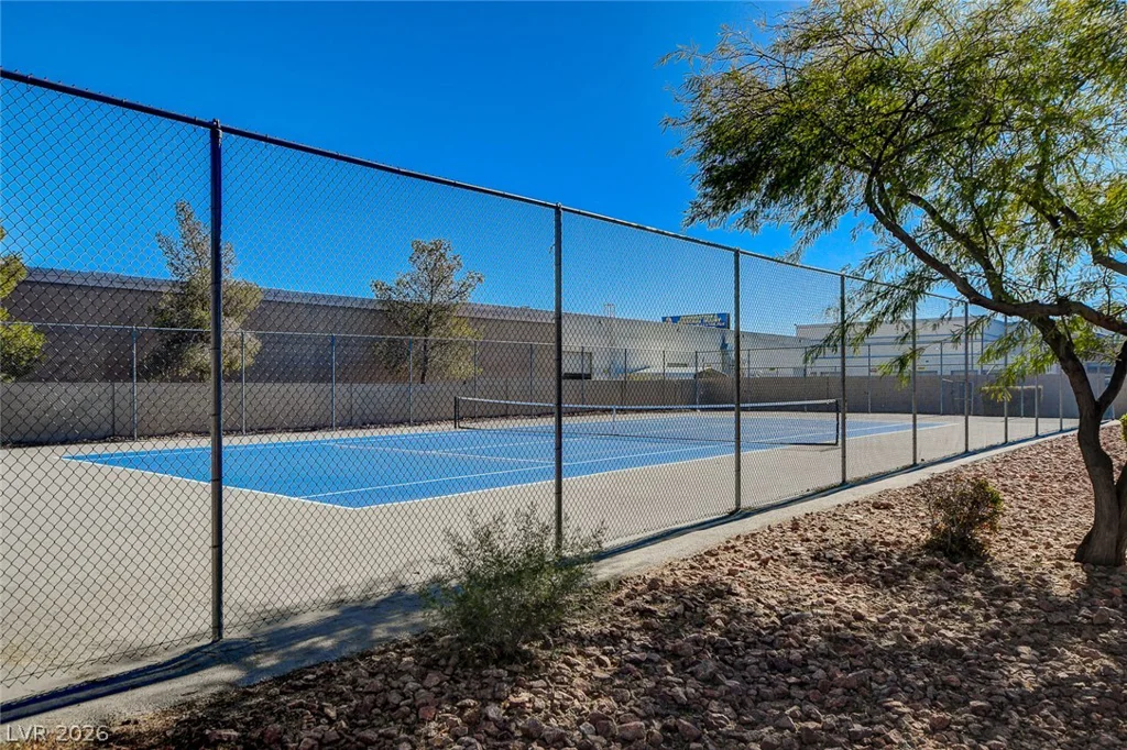 5055 Hacienda, Las Vegas, NV 89118