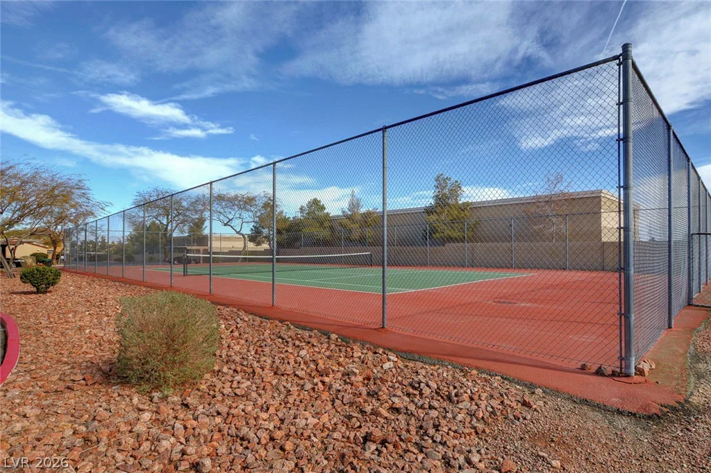 5055 Hacienda, Las Vegas, NV 89118
