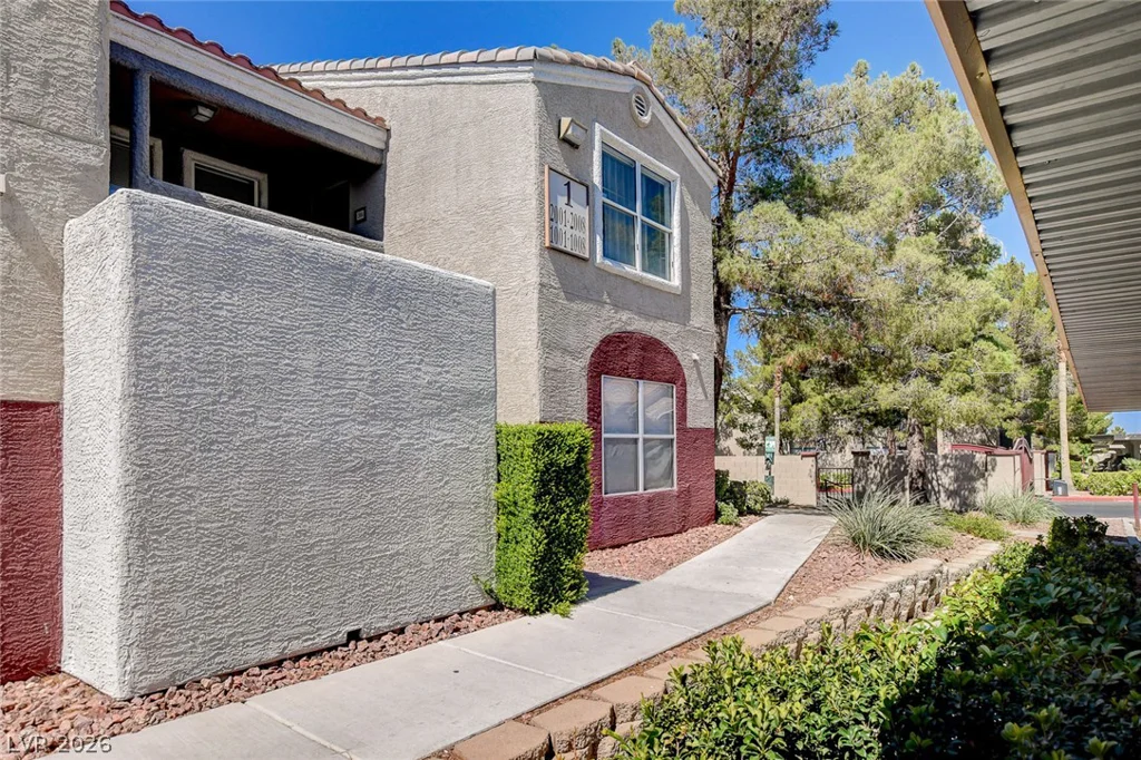 5055 Hacienda, Las Vegas, NV 89118