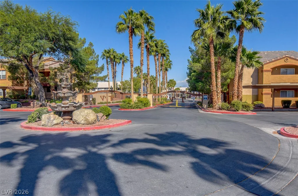 5055 Hacienda, Las Vegas, NV 89118