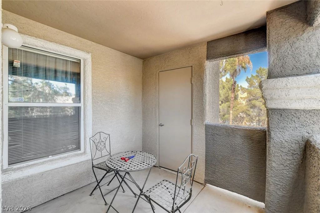 5055 Hacienda, Las Vegas, NV 89118