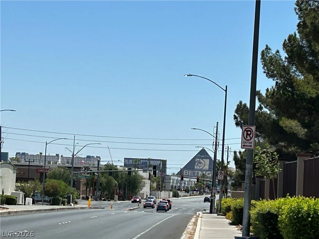 5055 Hacienda, Las Vegas, NV 89118