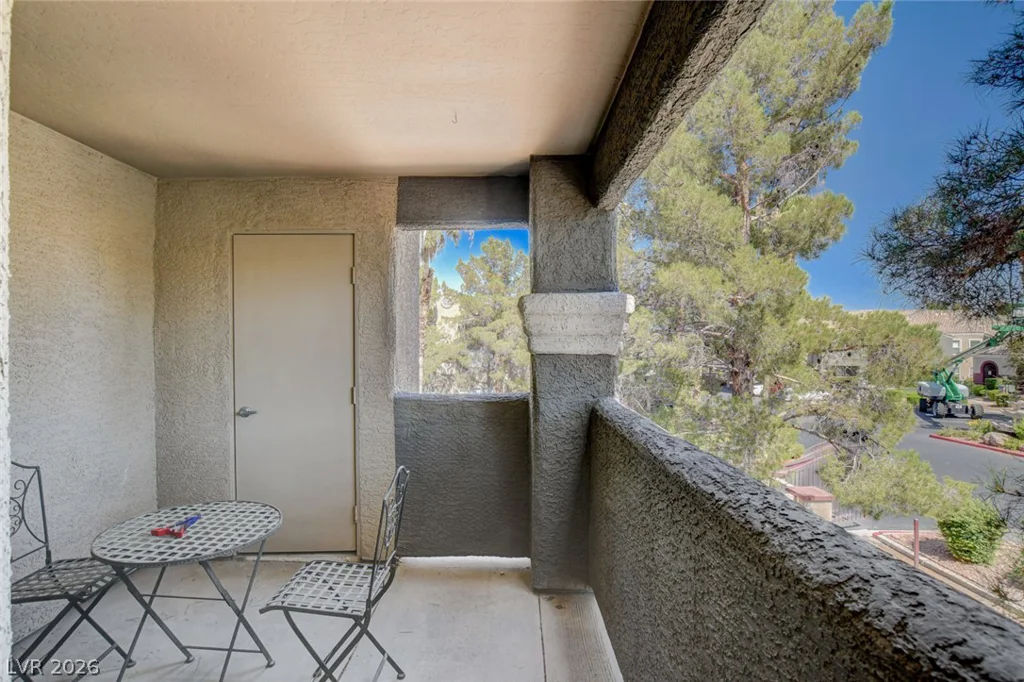 5055 Hacienda, Las Vegas, NV 89118