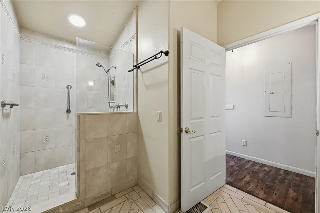 6040 Monte Cristo, Las Vegas, NV 89130