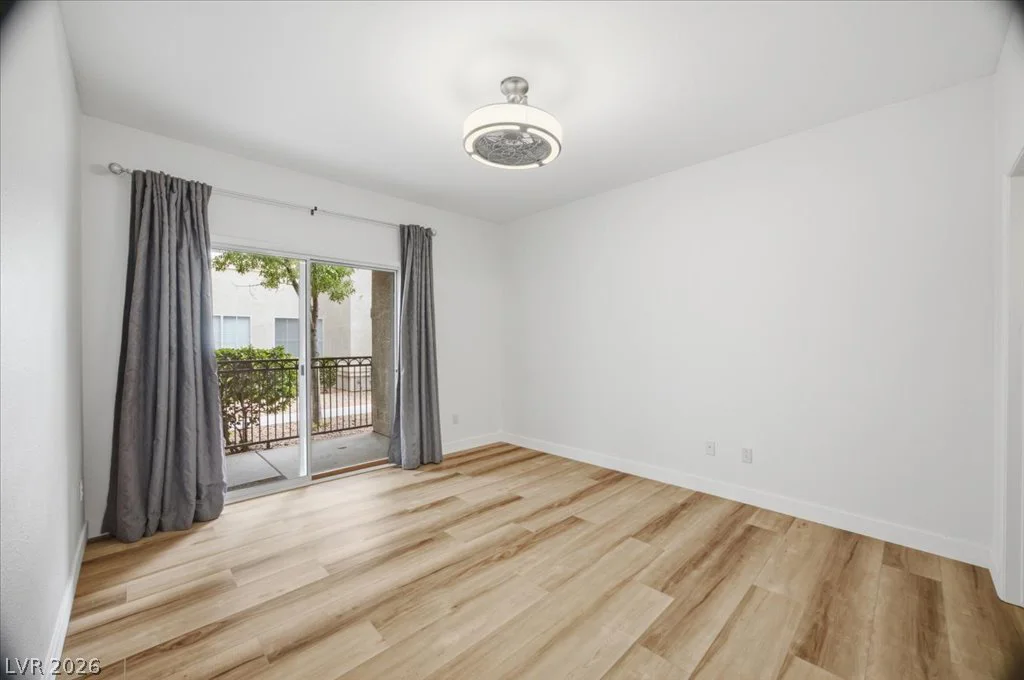 9050 Warm Springs, Las Vegas, NV 89148