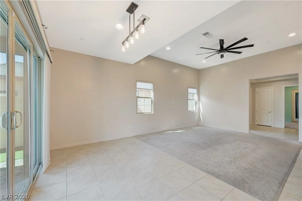378 Old Erie, Henderson, NV 89011