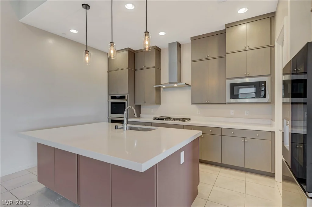 378 Old Erie, Henderson, NV 89011