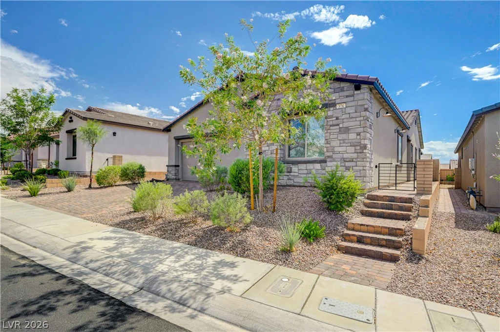 378 Old Erie, Henderson, NV 89011