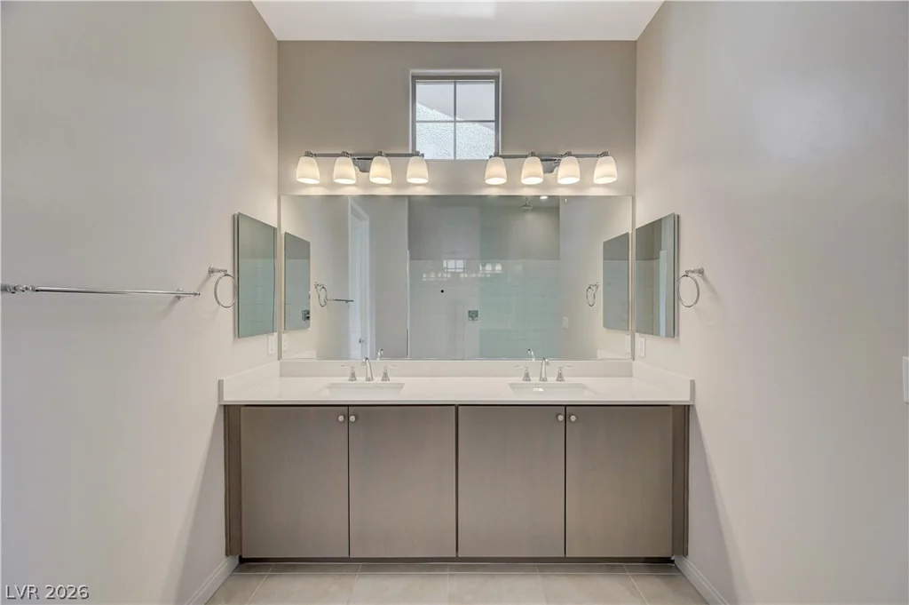 378 Old Erie, Henderson, NV 89011