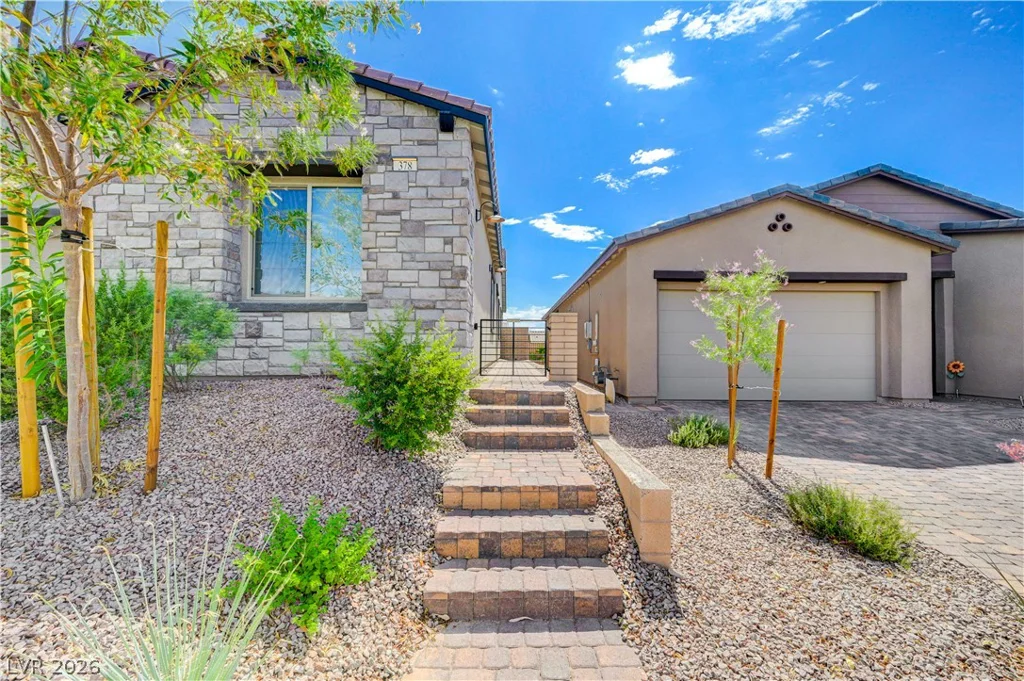 378 Old Erie, Henderson, NV 89011