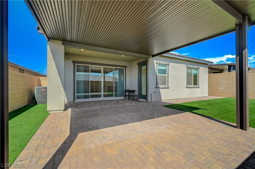 378 Old Erie, Henderson, NV 89011