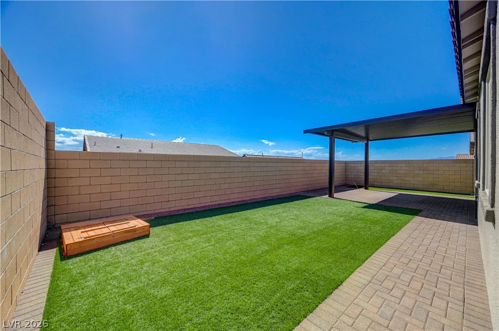 378 Old Erie, Henderson, NV 89011