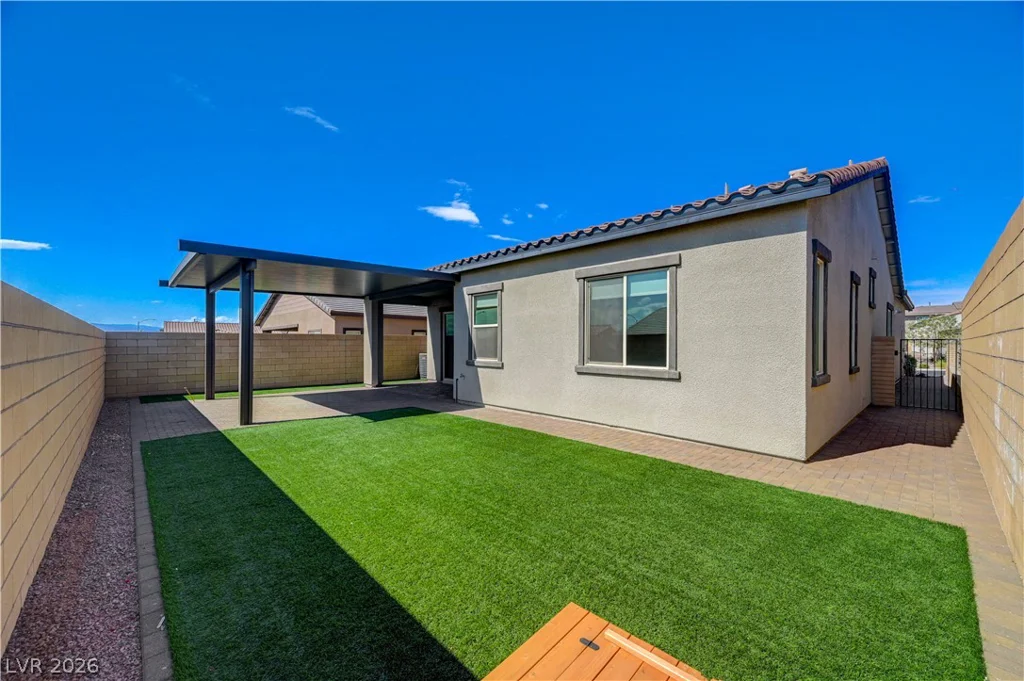 378 Old Erie, Henderson, NV 89011