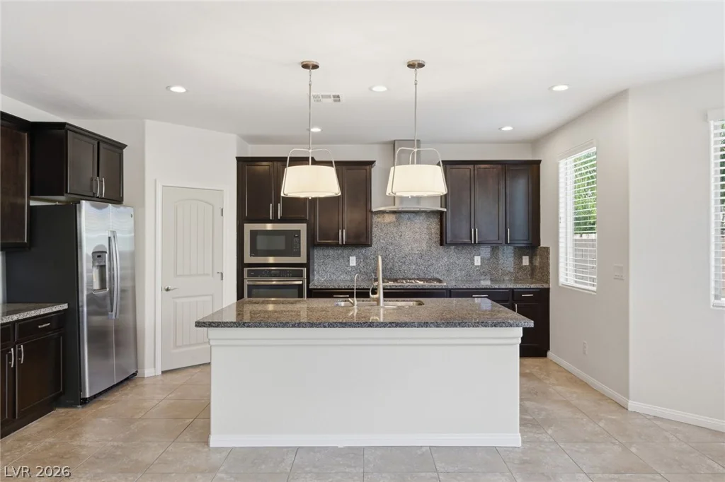 6144 Barby Cove, Las Vegas, NV 89148