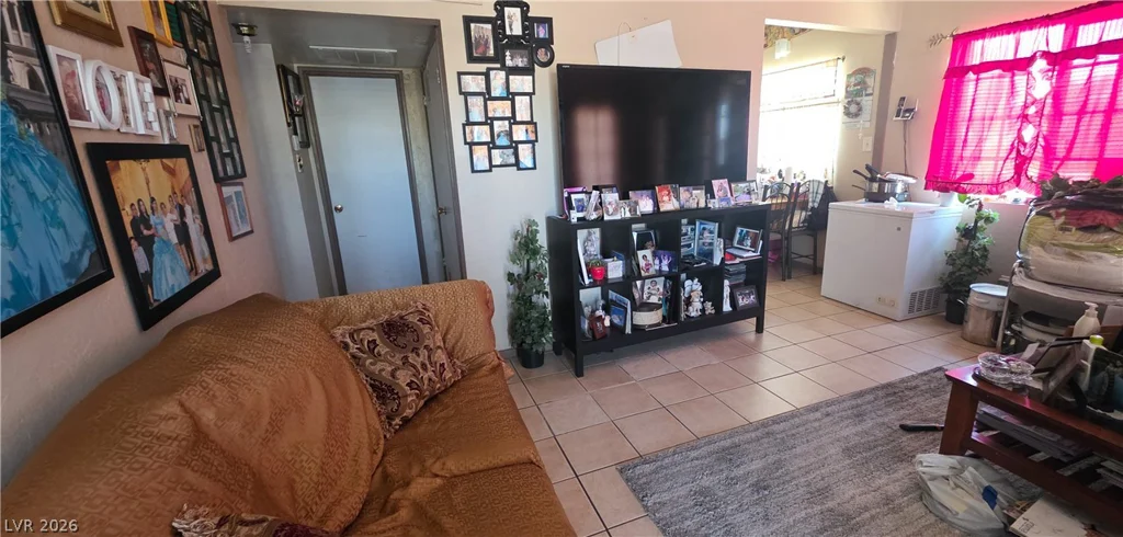 2205 Webb, North Las Vegas, NV 89030