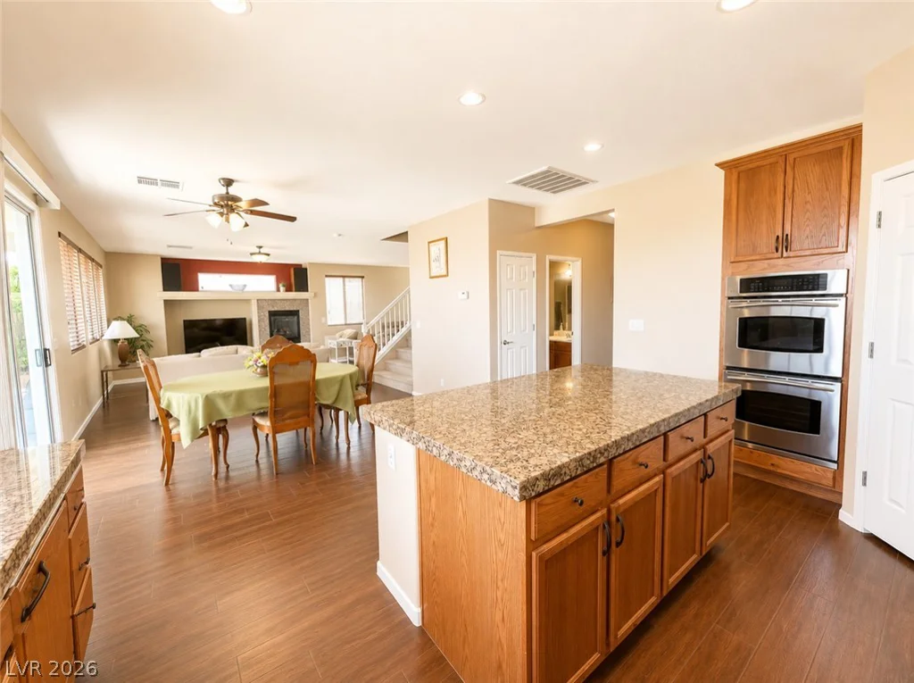 9044 Black Elk, Las Vegas, NV 89143